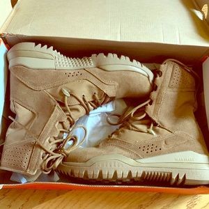 Nike coyote brown SFB Field Boots (Men’s) Sz 6.5